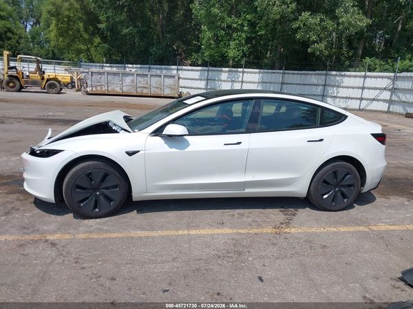 2025 TESLA MODEL 3
