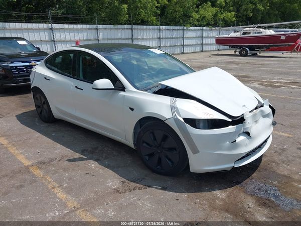 2025 TESLA MODEL 3