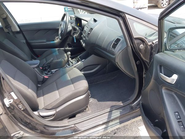 2017 KIA FORTE LX
