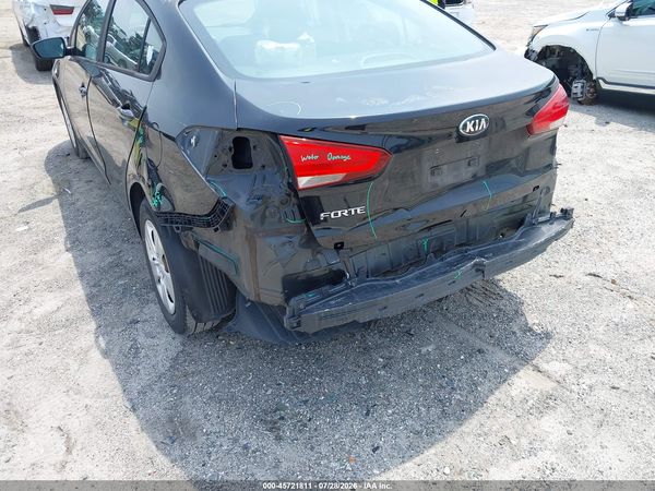 2017 KIA FORTE LX