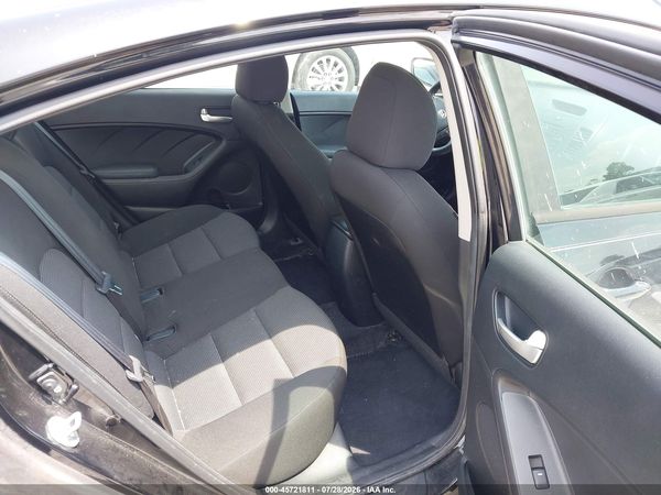 2017 KIA FORTE LX