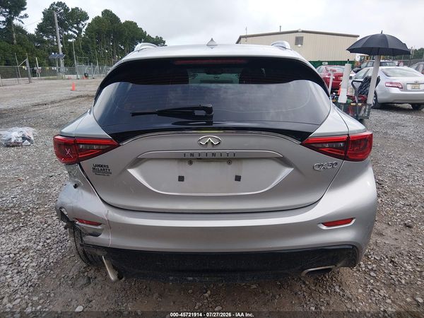 2019 INFINITI QX30 LUXE