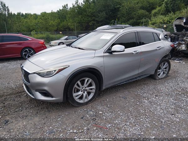 2019 INFINITI QX30 LUXE