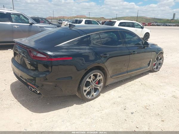 2018 KIA STINGER GT2