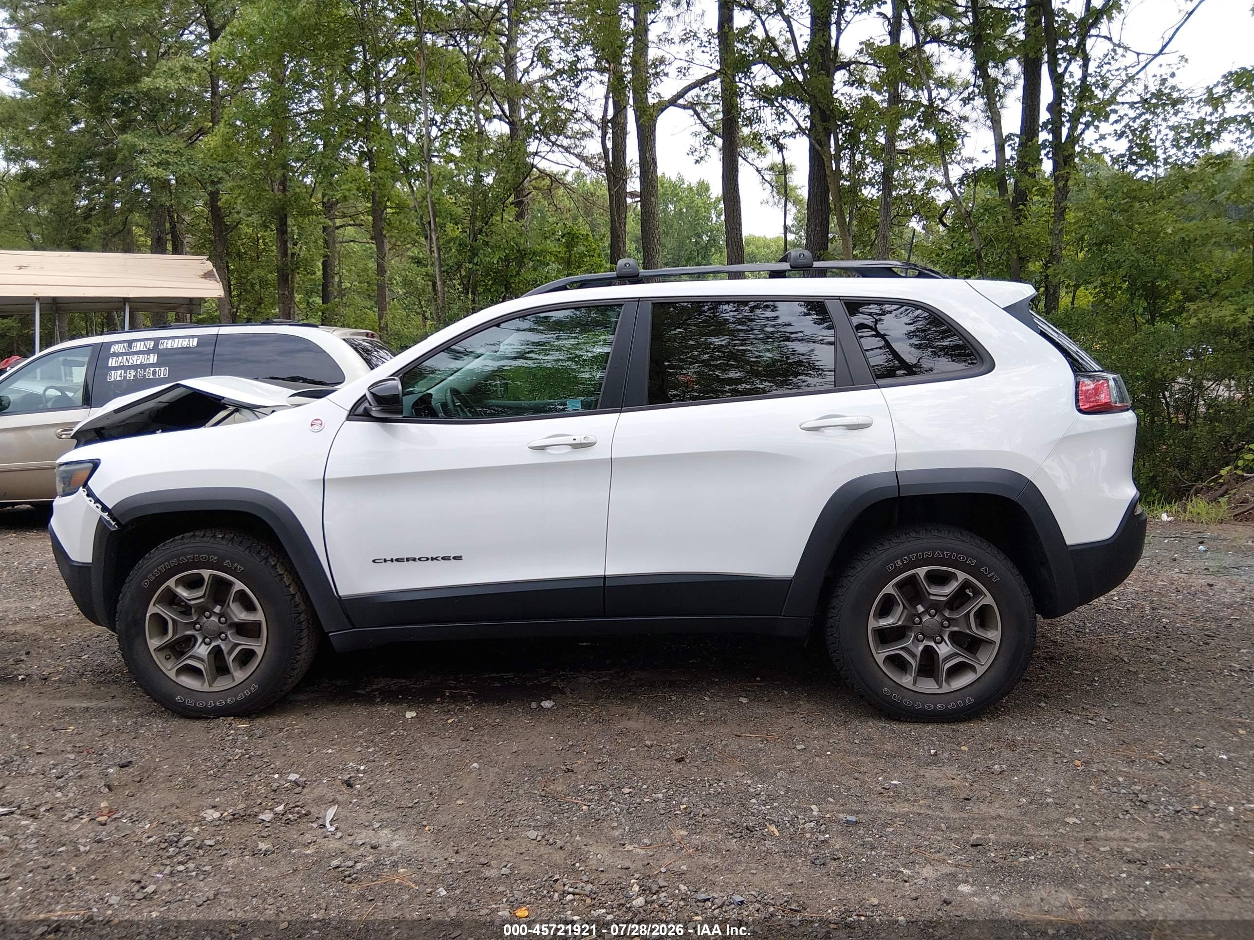 2022 JEEP CHEROKEE TRAILHAWK 4X4
