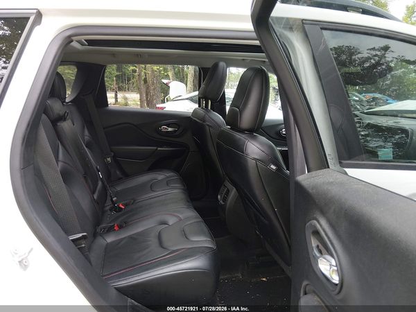 2022 JEEP CHEROKEE TRAILHAWK 4X4
