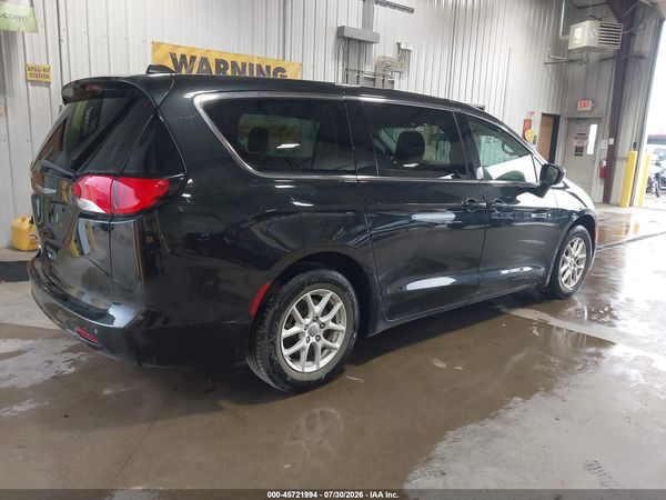 2018 CHRYSLER PACIFICA TOURING — I4