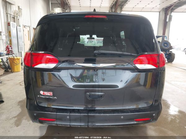 2018 CHRYSLER PACIFICA TOURING — I119