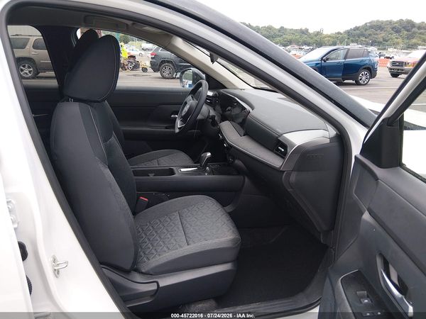 2026 NISSAN KICKS SV — I5