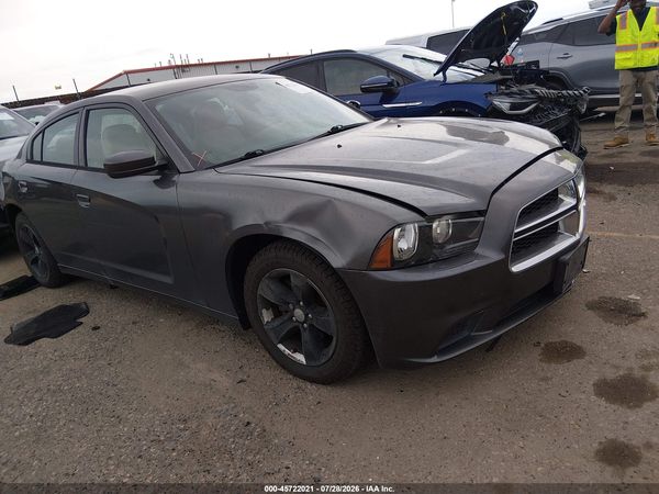 2014 DODGE CHARGER SE
