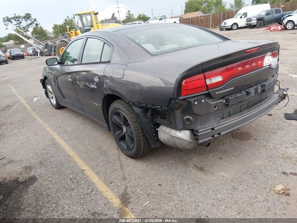 2014 DODGE CHARGER SE