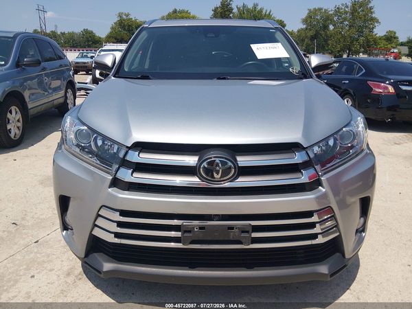 2017 TOYOTA HIGHLANDER LIMITED PLATINUM