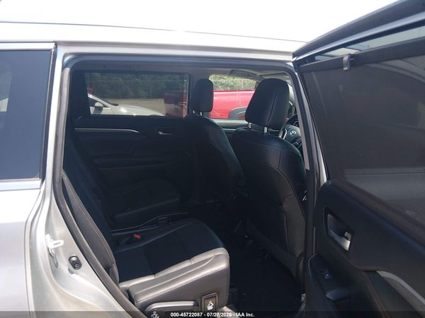 2017 TOYOTA HIGHLANDER LIMITED PLATINUM