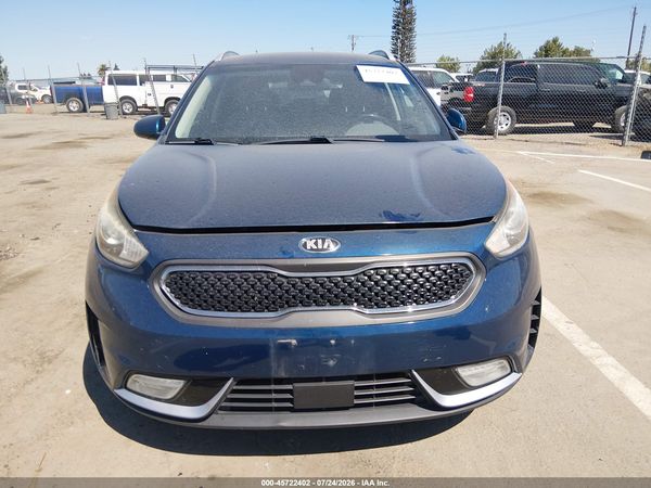 2018 KIA NIRO LX