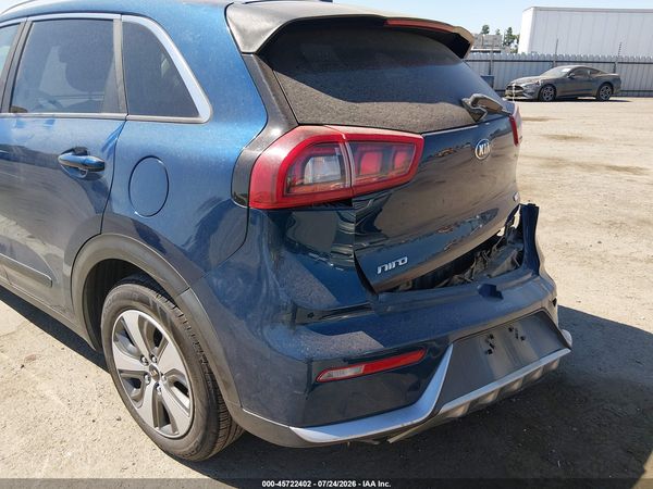 2018 KIA NIRO LX
