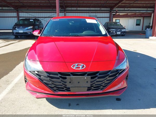 2022 HYUNDAI ELANTRA SEL