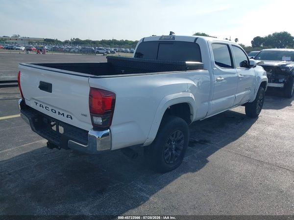 2020 TOYOTA TACOMA SR5 V6