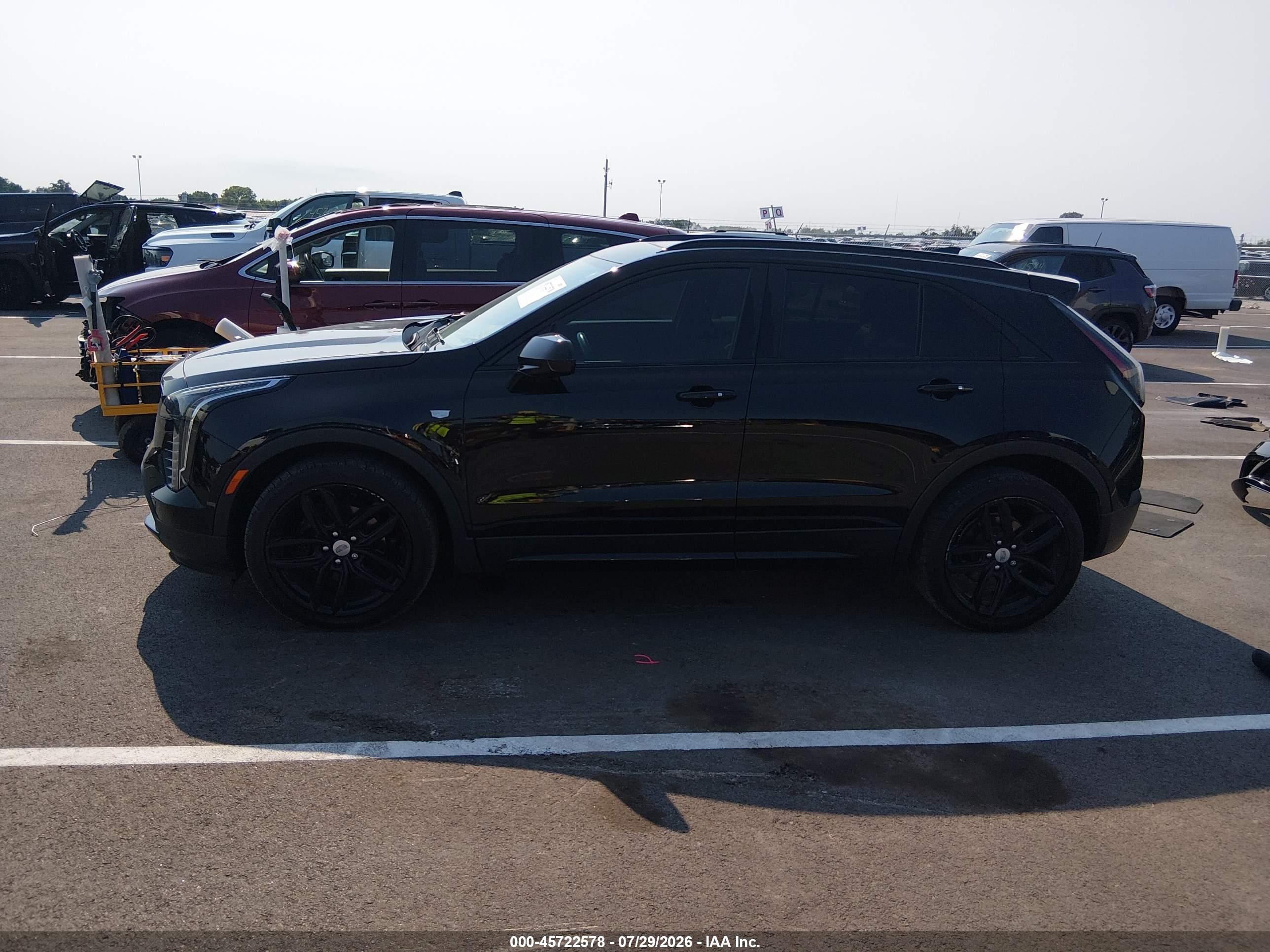 2019 CADILLAC XT4 SPORT