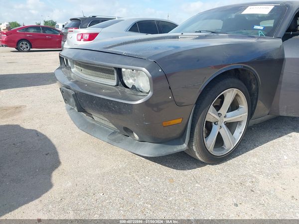 2013 DODGE CHALLENGER SXT PLUS