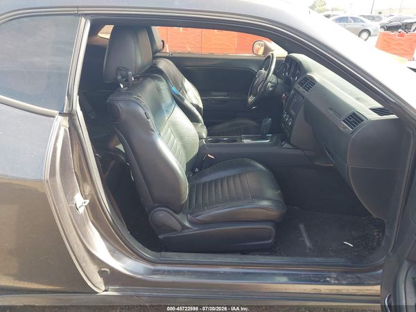 2013 DODGE CHALLENGER SXT PLUS