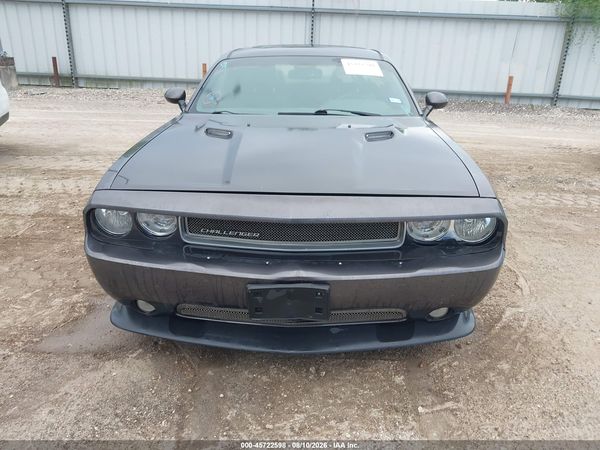 2013 DODGE CHALLENGER SXT PLUS