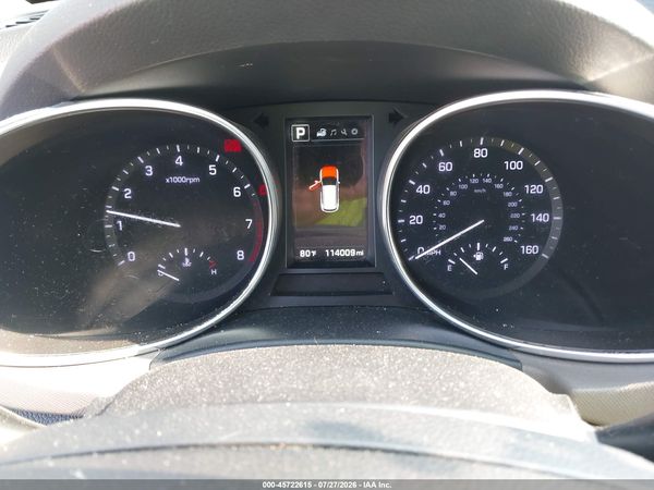 2018 HYUNDAI SANTA FE SE