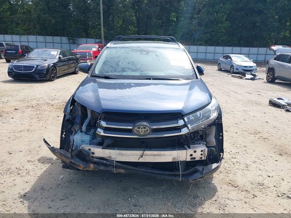 2018 TOYOTA HIGHLANDER LIMITED
