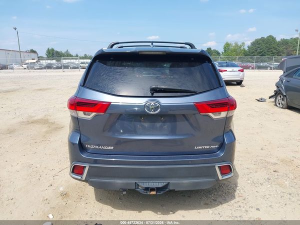 2018 TOYOTA HIGHLANDER LIMITED