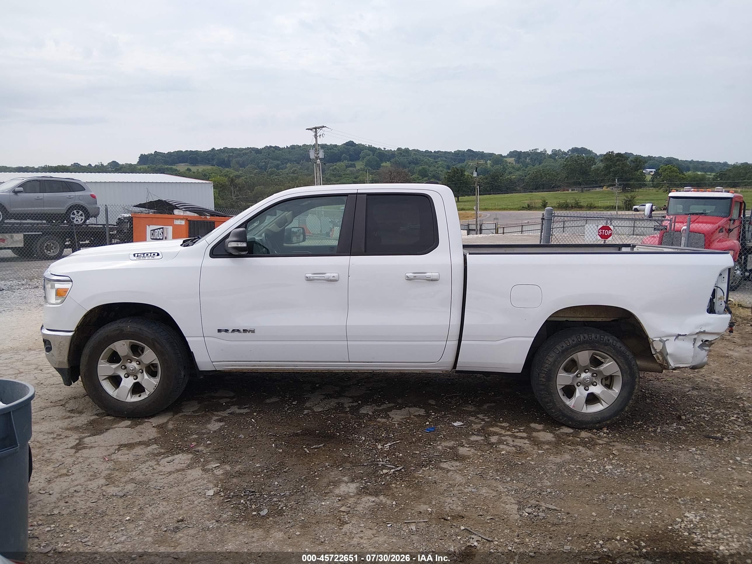 2020 RAM 1500 BIG HORN  4X4 6'4 BOX