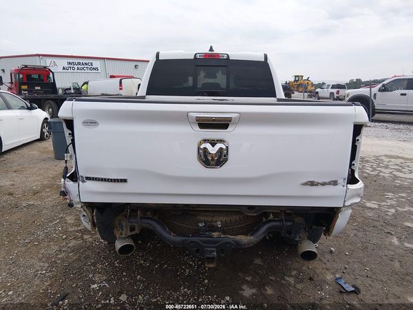 2020 RAM 1500 BIG HORN  4X4 6'4 BOX