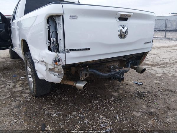 2020 RAM 1500 BIG HORN  4X4 6'4 BOX