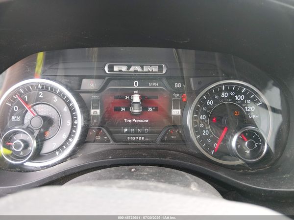 2020 RAM 1500 BIG HORN  4X4 6'4 BOX