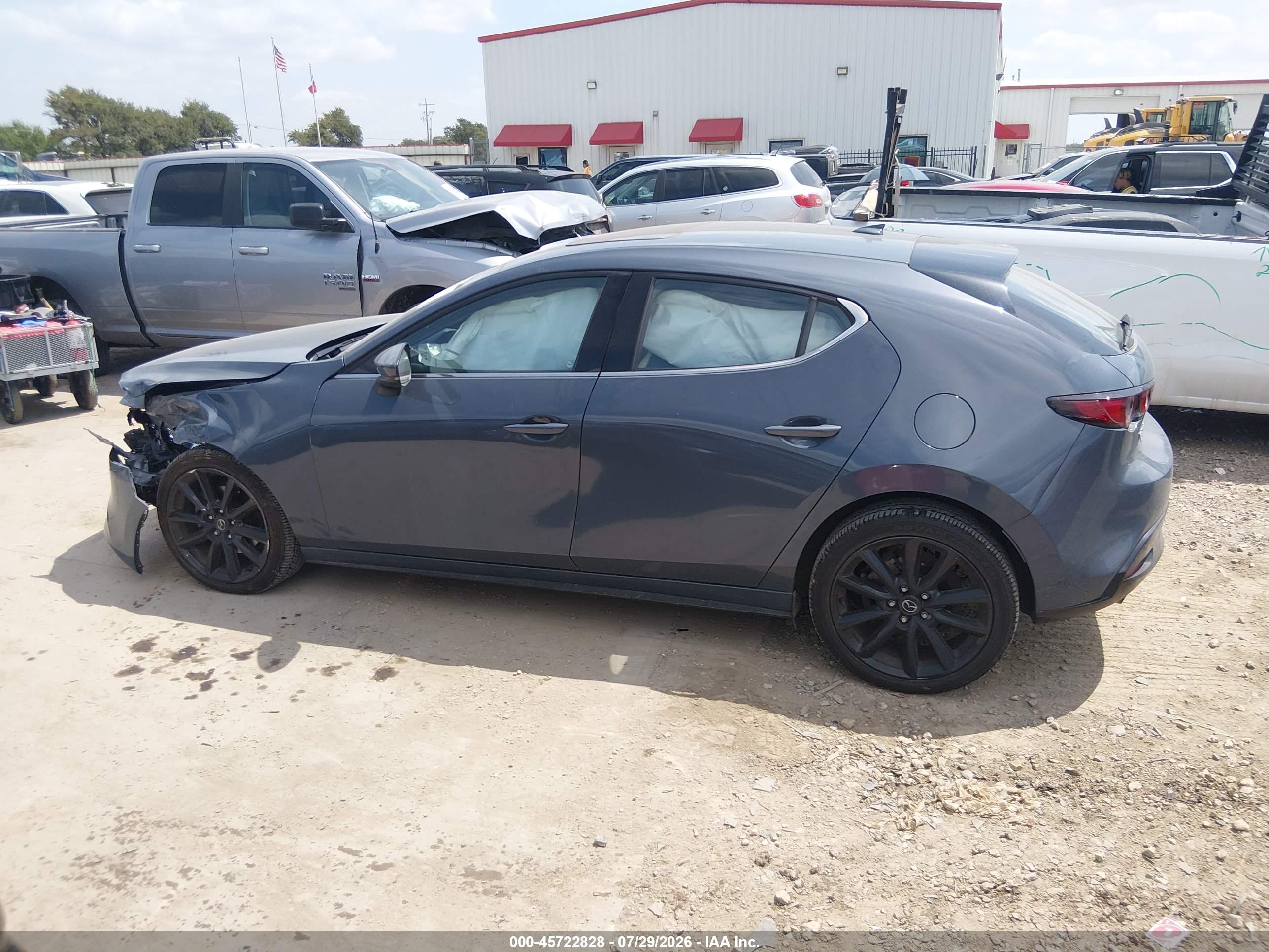 2020 MAZDA MAZDA3 PREMIUM PACKAGE
