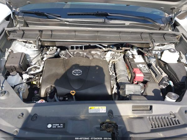 2020 TOYOTA HIGHLANDER XLE