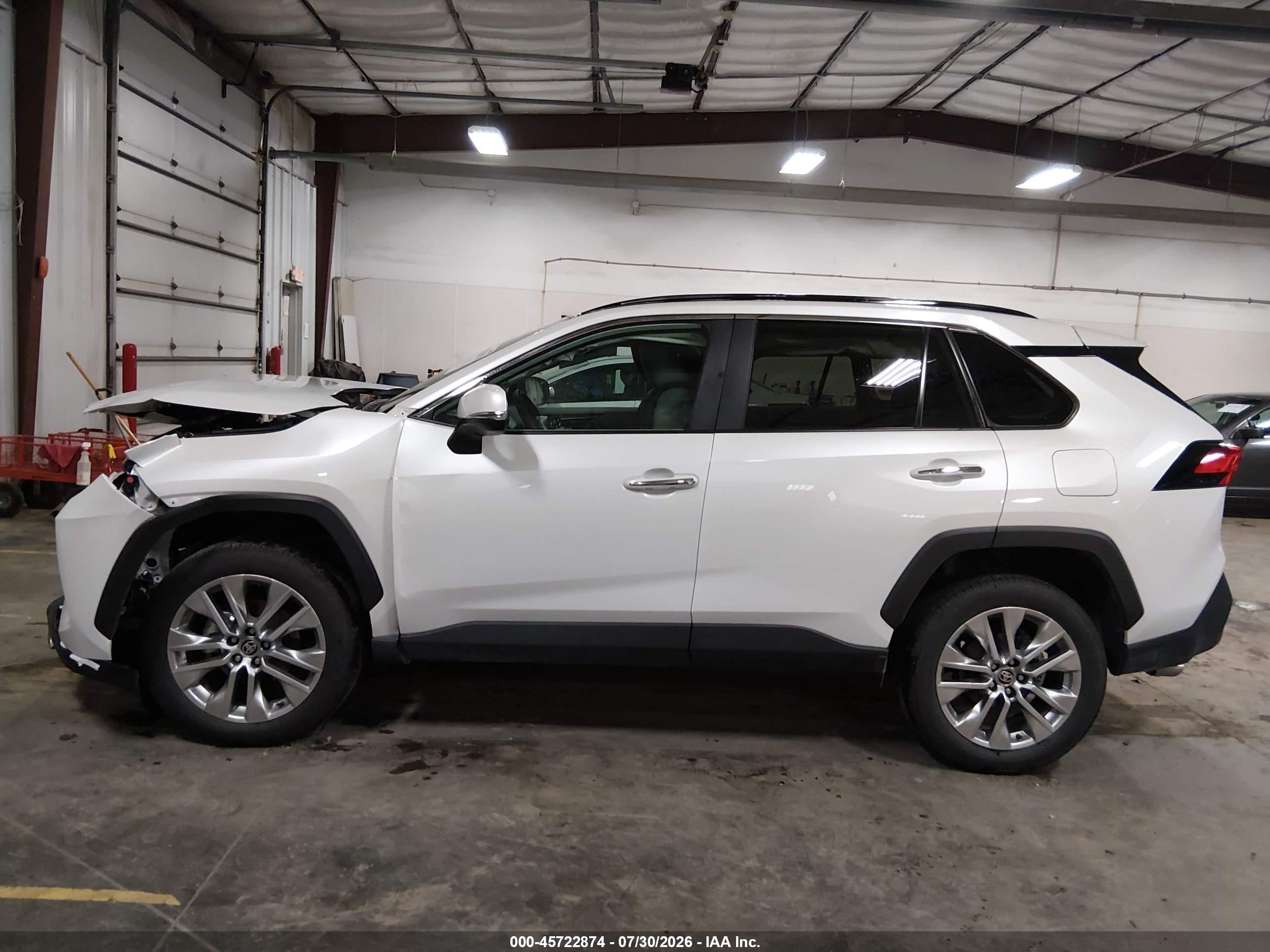 2025 TOYOTA RAV4 LIMITED