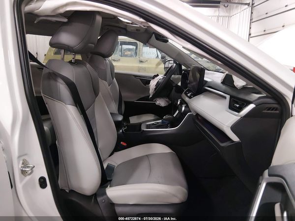 2025 TOYOTA RAV4 LIMITED