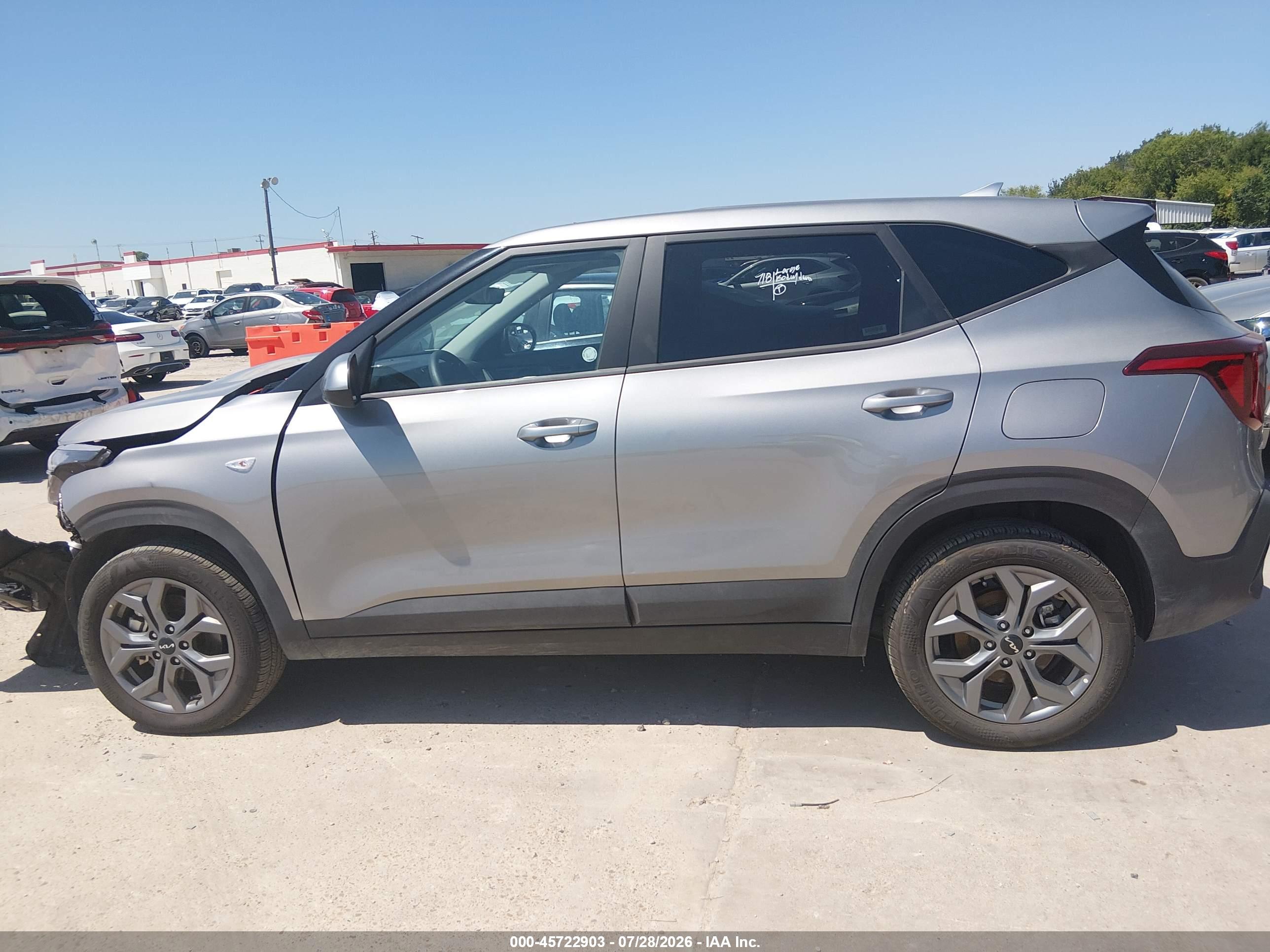 2026 KIA SELTOS LX