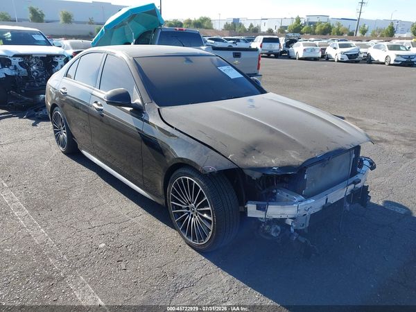 2024 MERCEDES-BENZ C 300 C300