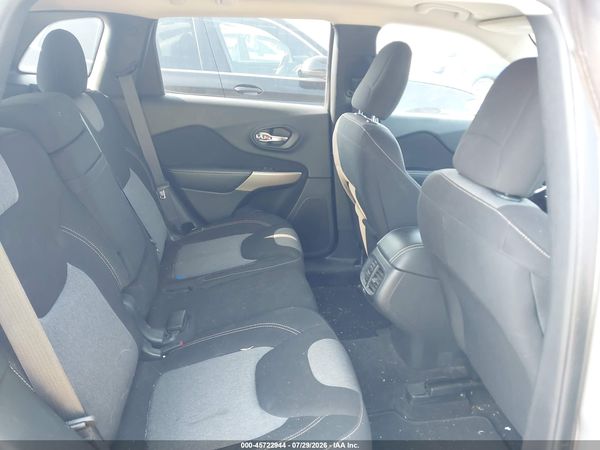 2018 JEEP CHEROKEE LATITUDE 4X4