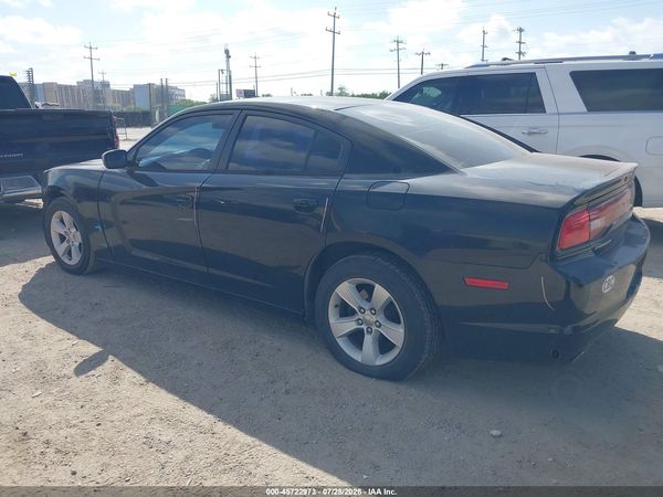 2013 DODGE CHARGER SE