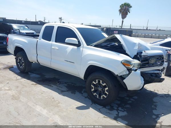 2018 TOYOTA TACOMA SR5