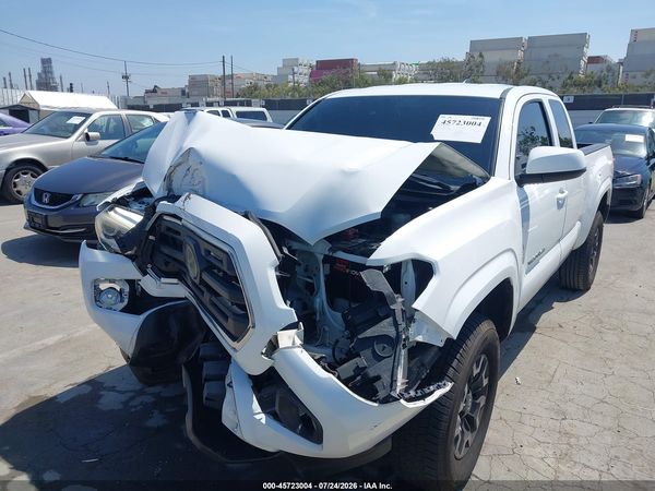 2018 TOYOTA TACOMA SR5