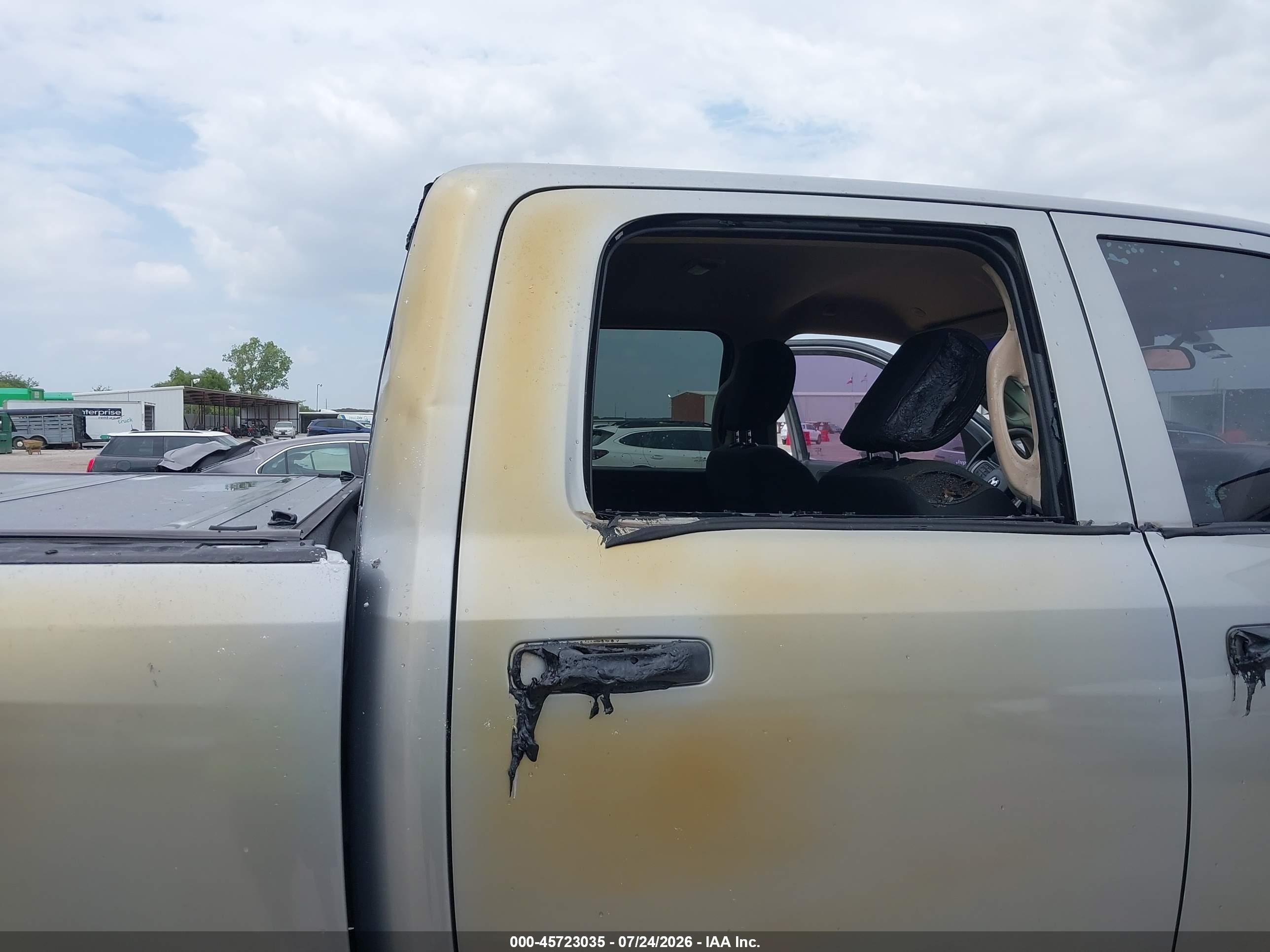 2020 RAM 2500 TRADESMAN  4X4 6'4 BOX