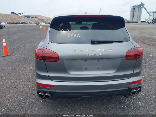 2017 PORSCHE CAYENNE S