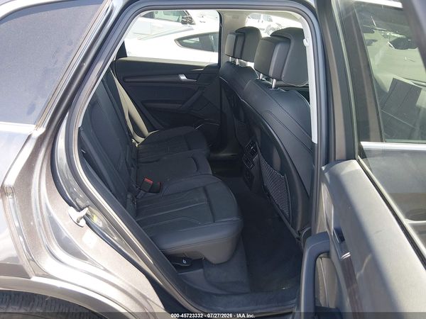 2022 AUDI Q5