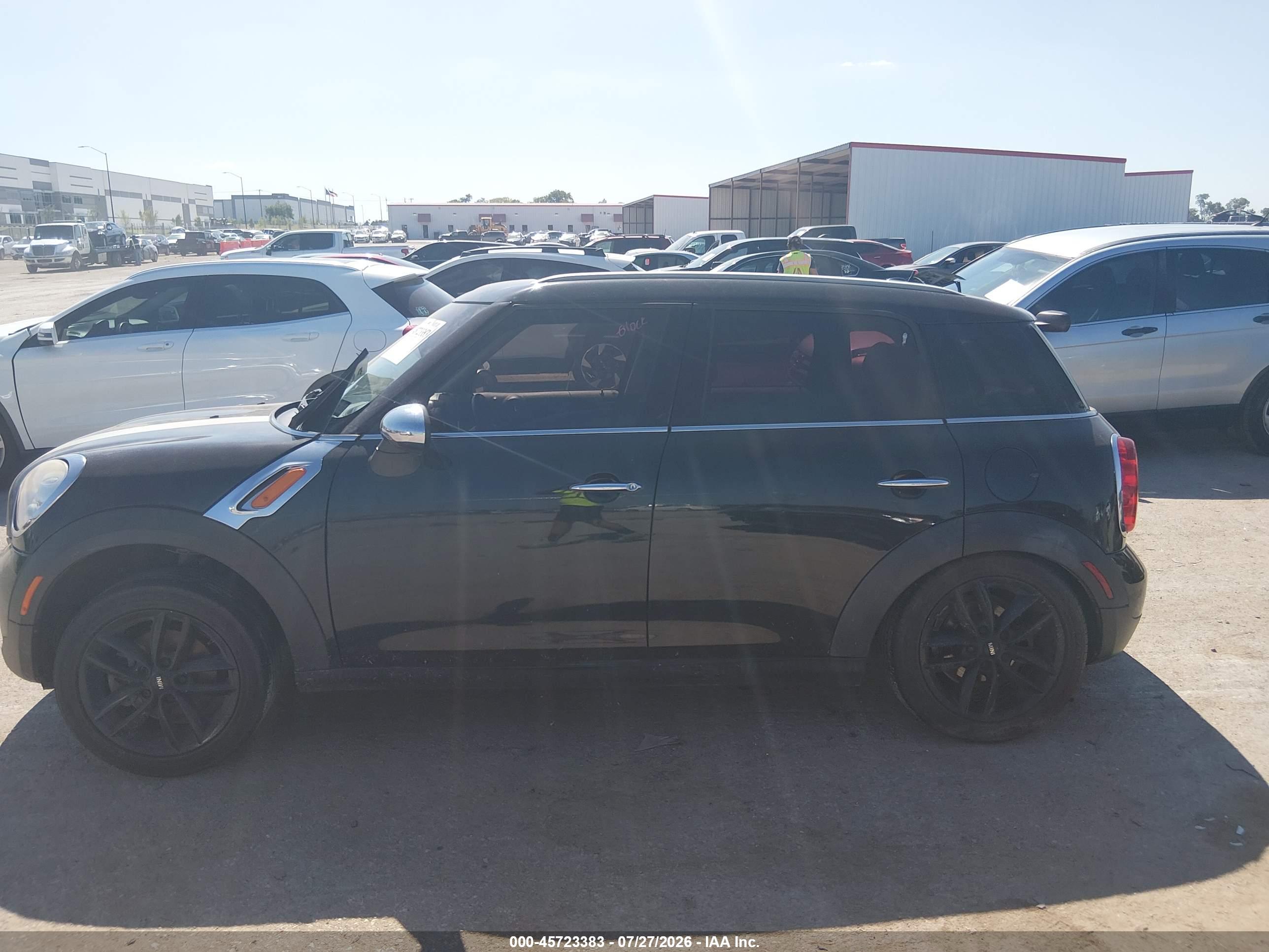 2013 MINI COUNTRYMAN COOPER
