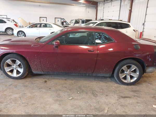 2017 DODGE CHALLENGER SXT