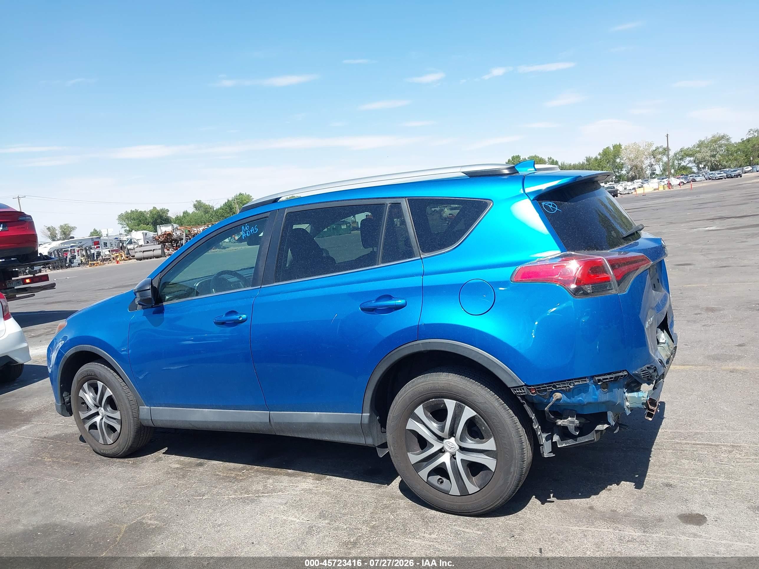 2017 TOYOTA RAV4 LE