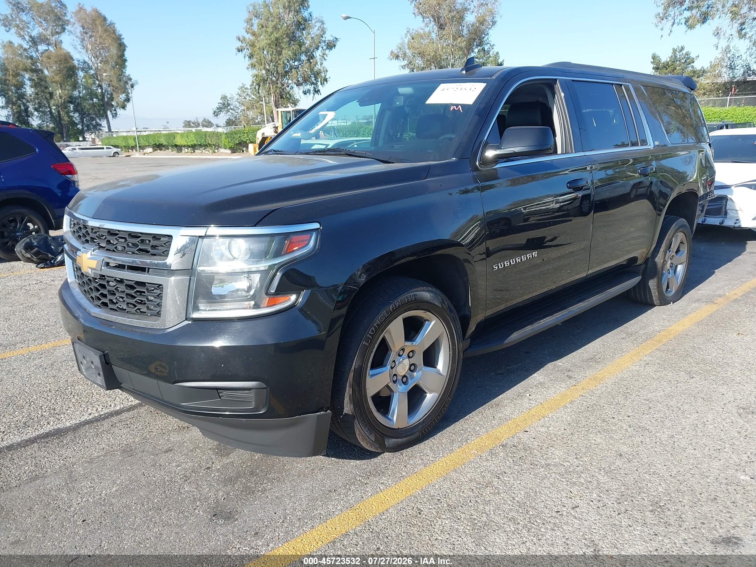 2020 CHEVROLET SUBURBAN 2WD LT — I2