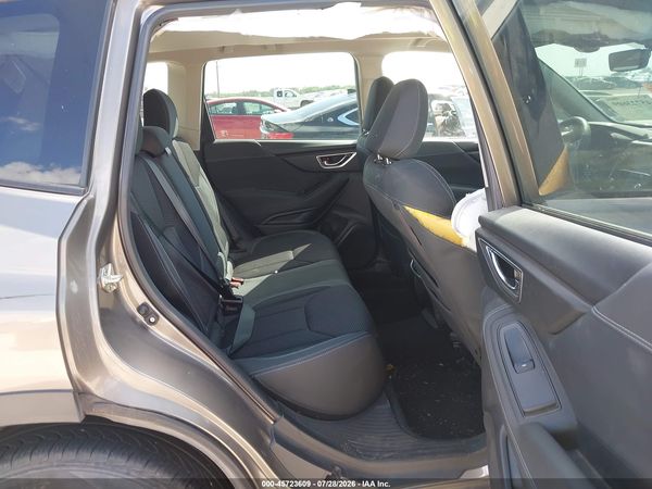 2021 SUBARU FORESTER PREMIUM — I8